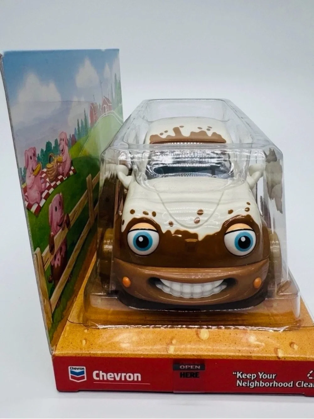 Vintage 2004 NIP Chevron Cars 